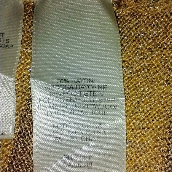 JONES NEW YORK GOLD KNIT COWL - Picture 6 of 7